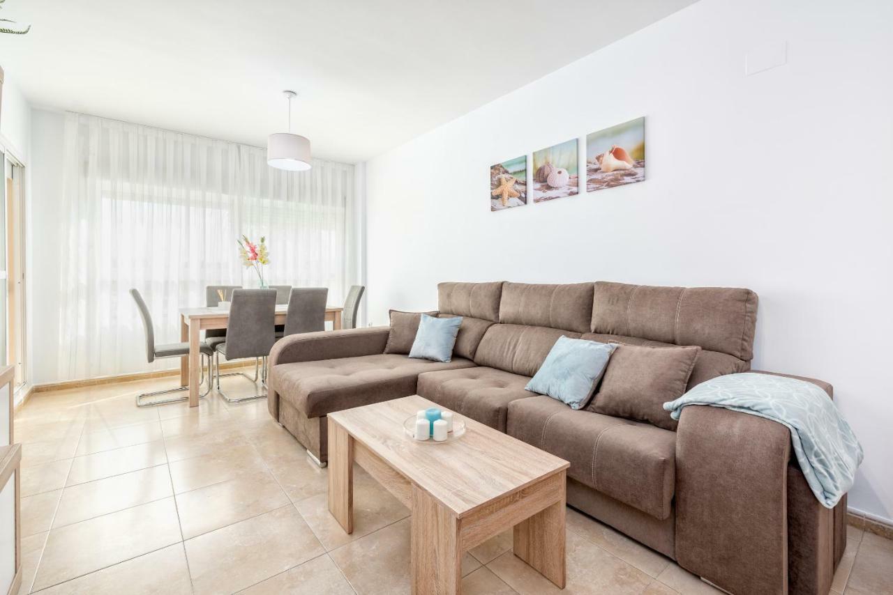 Wintowinrentals Best Location, Beach, Pool & Parking Rincón de la Victoria Kültér fotó