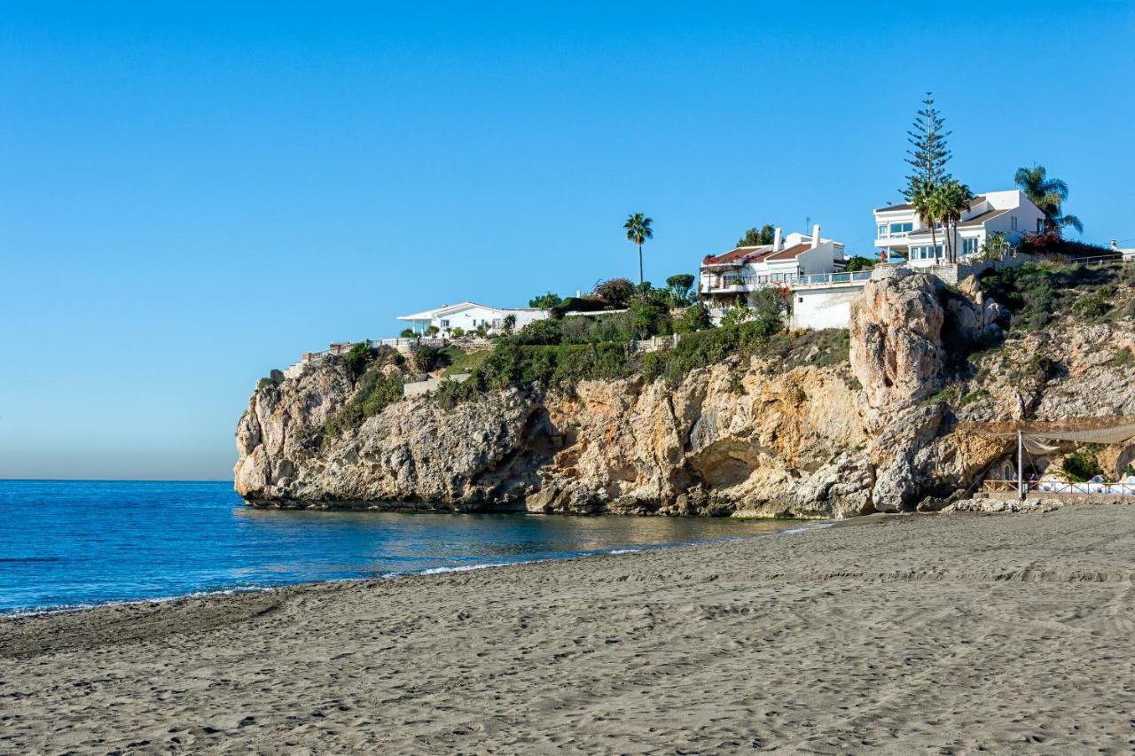 Wintowinrentals Best Location, Beach, Pool & Parking Rincón de la Victoria Kültér fotó